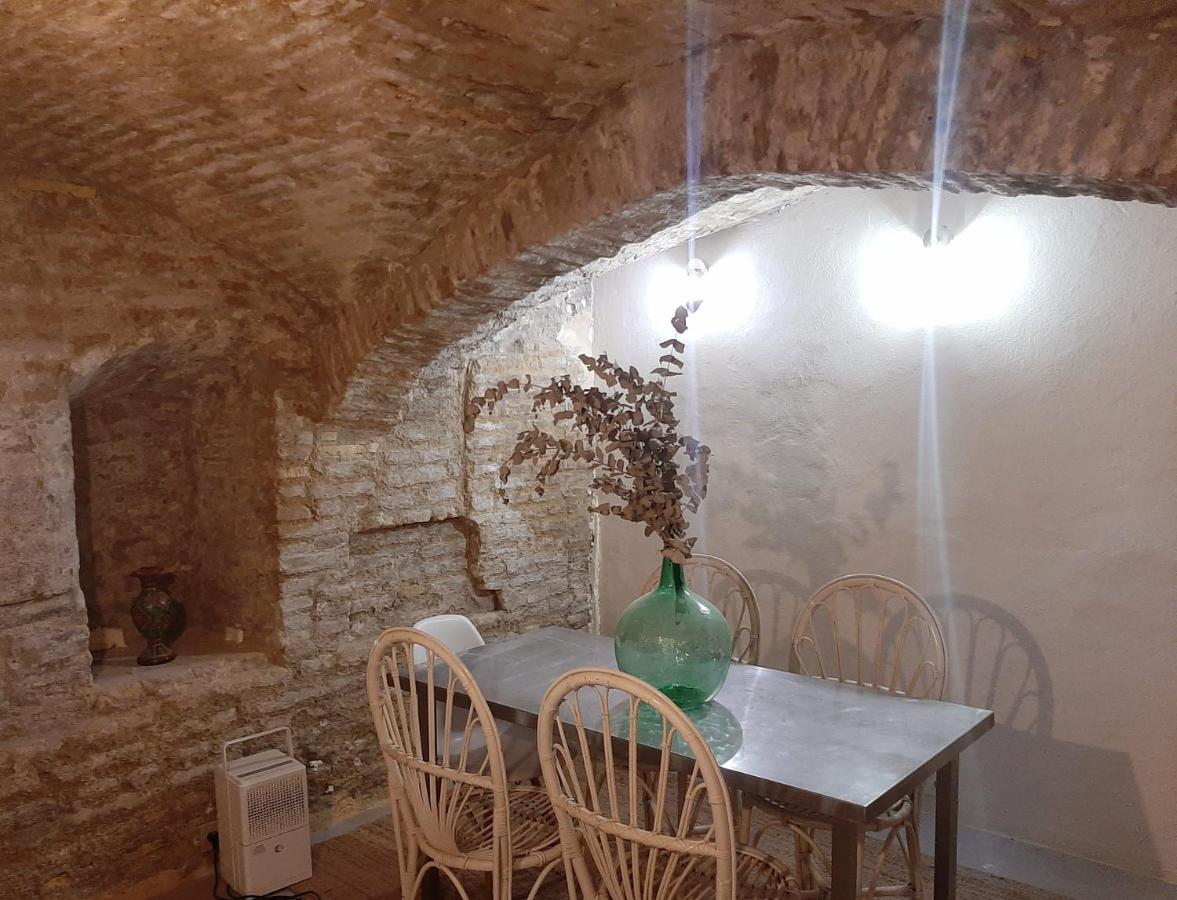 Апартаменты Downtown Loft In A 16Th Century Convent Севилья Экстерьер фото